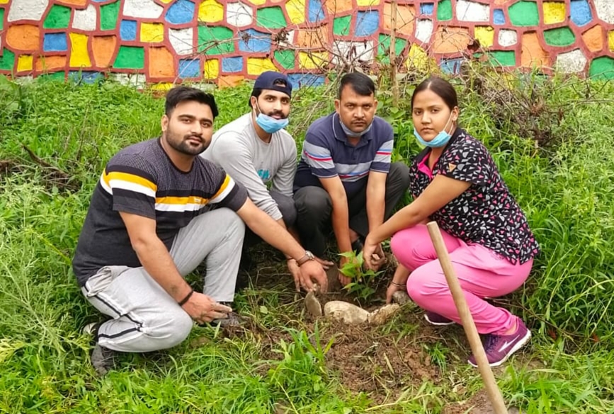 जन जागरण अभियान समिति ने किया पौधरोपण