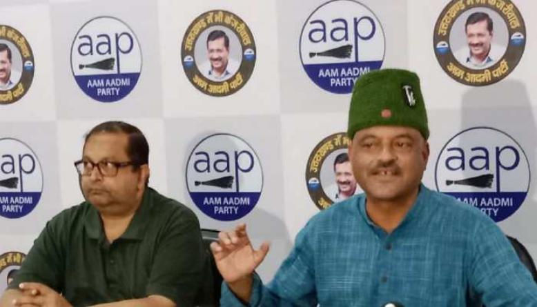 कर्नल अजय कोठियाल ने कहा- अगर सरकार को पोस्टर से दिक्कत है तो उसे गिरफ्तार करे, जिसका पोस्टर में फोटो है