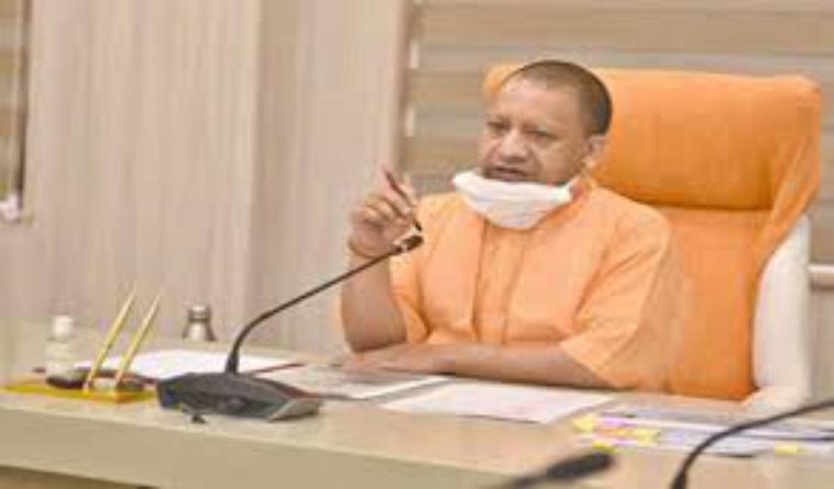 मुख्यमंत्री योगी ने 11 बाढ़ पीड़ितों को राहत सामग्री कराई गई उपलब्ध