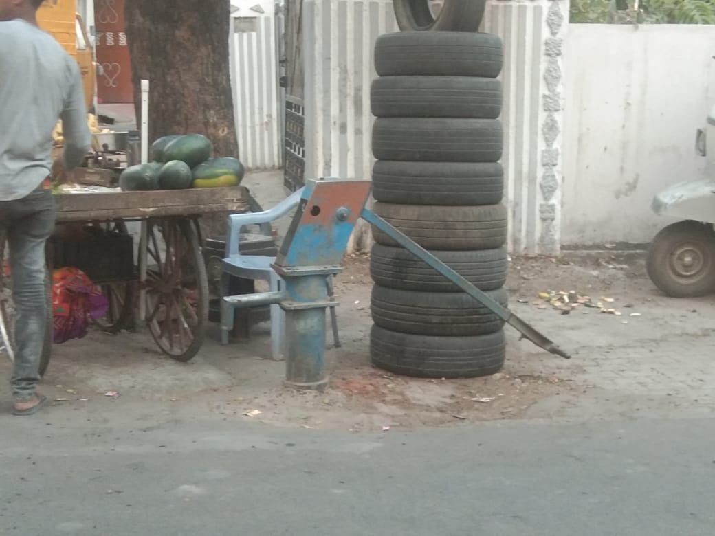 प्यासी जनता के लिए बने “हैंडपंप हुए सूखे”