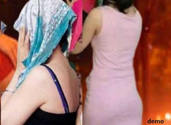 उत्तराखंड के रामनगर में पुलिस ने सेक्स रैकेट का भंडाफोड़ करते हुए संचालिका और पांच युवतियों को पकड़ा |