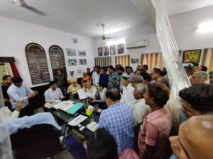 न्यायालय के आदेशों की अनुपालना कराने में नाकाम सरकार की बर्खास्तगी को लेकर मोर्चा ने भरी हुंकार