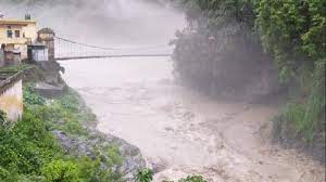 मौसम विज्ञान केंद्र के निदेशक विक्रम सिंह ने बताया कि कुछ दिनों की निष्क्रियता के बाद अब मानसून फिर सक्रिय हो रहा है।