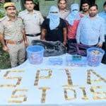 लाइसेंसी बंदूकें और कारतूस बेचते-बेचते बन गया तस्कर, यहां है रॉयल आर्म्स के नाम से दुकान |