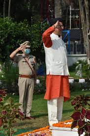 मुख्यमंत्री पुष्कर सिंह धामी ने आजादी की 76वीं वर्षगांठ पर प्रदेशवासियों को बधाई और शुभकामनाएं दी |