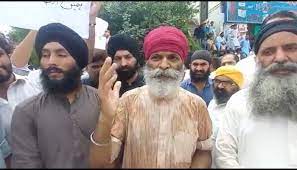 पाकिस्तान में एक सिख महिला के जबरन धर्म परिवर्तन की घटना की घोर निंदा करते हुए भारत के राष्ट्रीय अल्पसंख्यक आयोग ने विदेश मंत्री से इस मुद्दे को पाकिस्तान के सामने रखने का किया आग्रह |