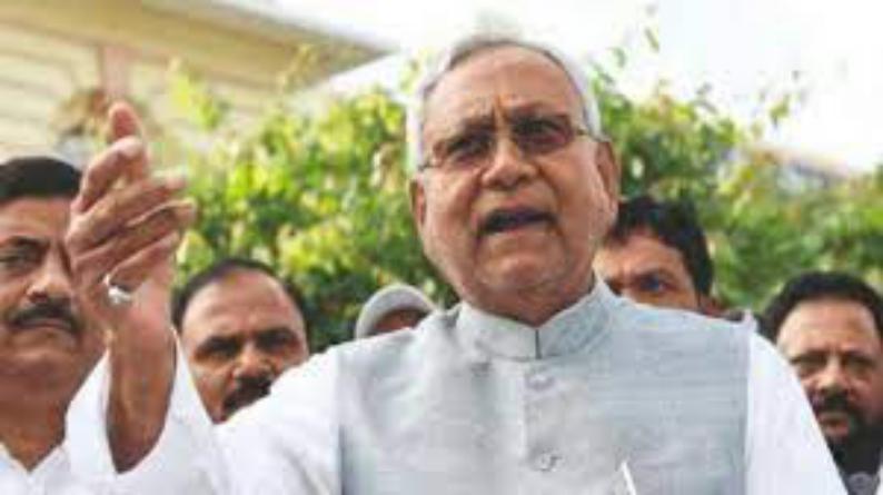 बिहार में सियासी भूचाल,नीतीश के फैसले से बदल सकती है तस्‍वीर