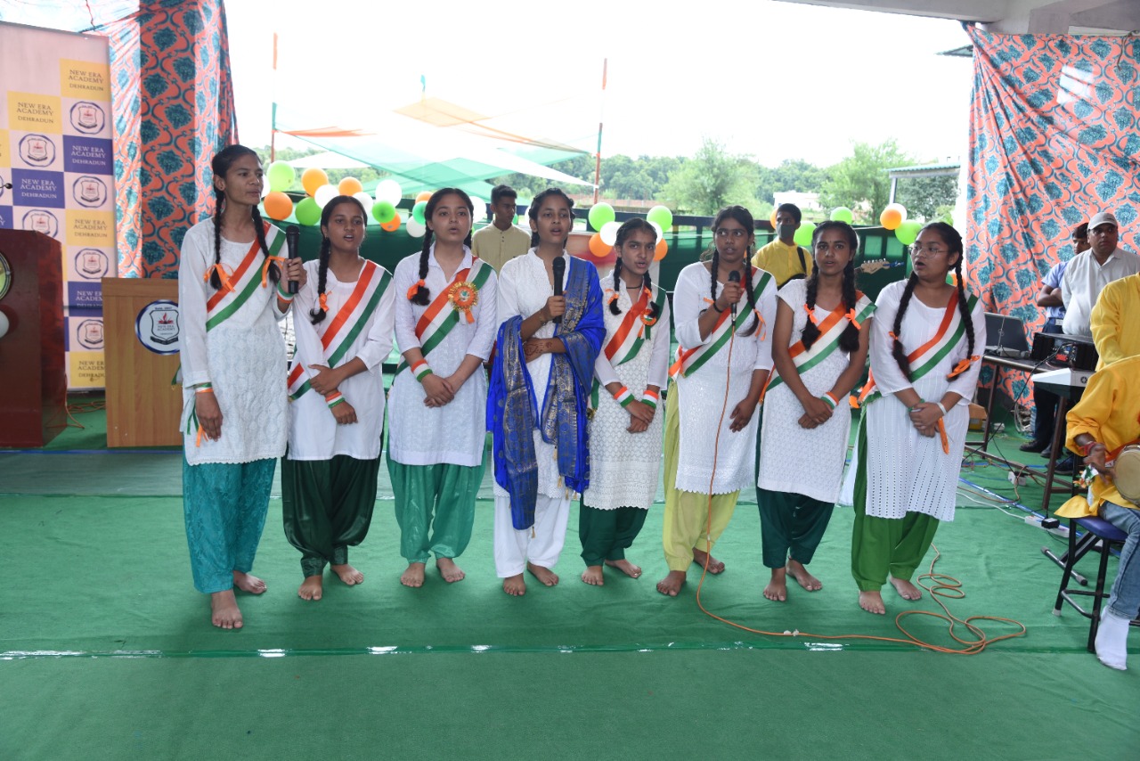 राष्ट्र का 75वाँ स्वन्त्रता दिवस(आजादी का अमृत महोत्सव) न्यू एरा एकेडमी, कारबारी देहरादून ने धूम धाम से मनाया !