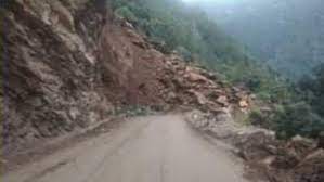 उत्तराखंड में अब मौसम साफ ,गंगोत्री और यमुनोत्री हाईवे पर शुरू हुई वाहनों की आवाजाही |