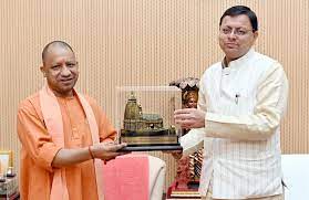 यूपी के सीएम योगी की राह पर पुष्कर सिंह धामी, उत्तराखंड में बदले जाएंगे गुलामी के प्रतीक|