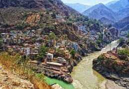 उत्तराखंड में पर्यटन स्थलों पर होटल हुए फुल, पर्यटकों की सुरक्षा के लिए गाइडलाइन जारी |