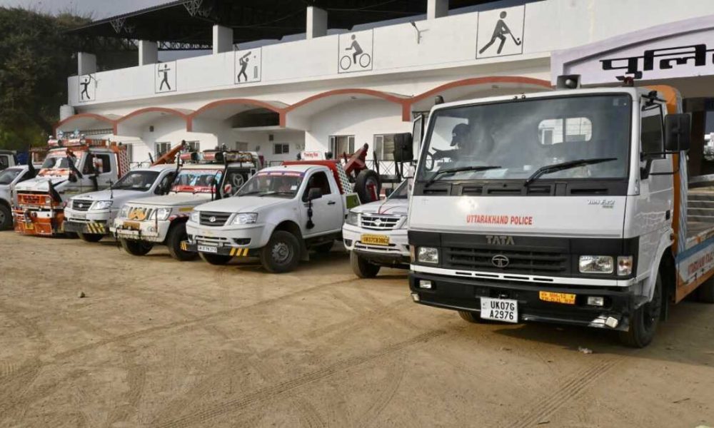 नो -पार्किंग में खडें वाहनों पर होगी कड़ी कार्रवाई, ट्रैफ़िक पुलिस के पास बढ़ी 10 नई क्रेन…