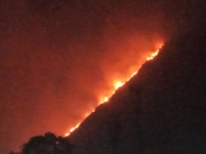 उत्तराखंड : बारिश से भी नहीं मिली राहत, प्रदेश में 24 घंटे में 18 जगह धधके जंगल !