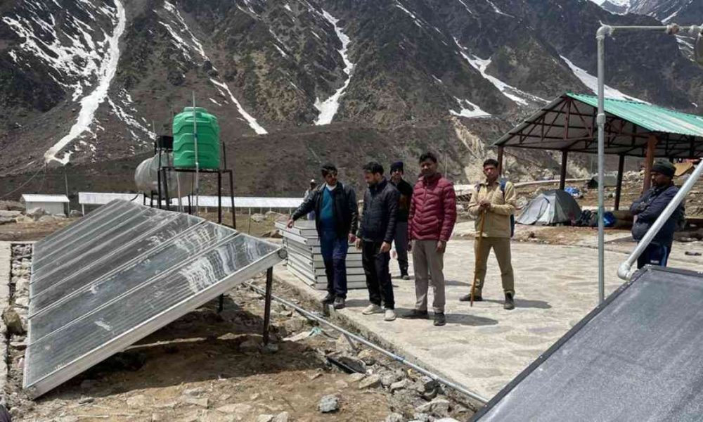 यात्रा को सुगम एवं सुव्यवस्थित ढंग से संचालित करने के लिए जिलाधिकारी मयूर दिक्षित ने दिए ये निर्देश…