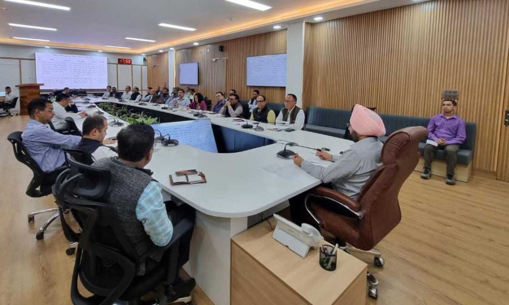 शहरों में विकसित किए जाएंगे साइकिल ट्रैक और सिटी पार्क, सीएस ने दिए ये निर्देश…