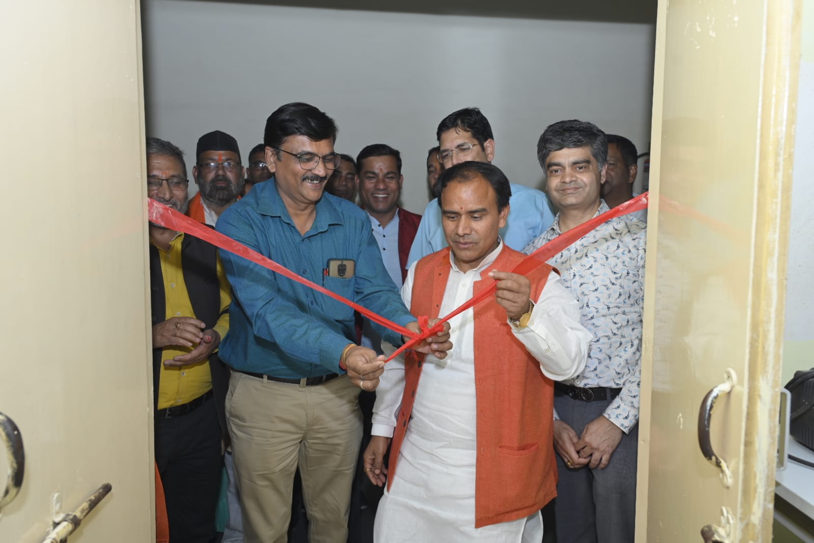 स्वास्थ्य मंत्री ने श्रीनगर मेडिकल कालेज में किया कार्डिक यूनिट का शुभारंभ !