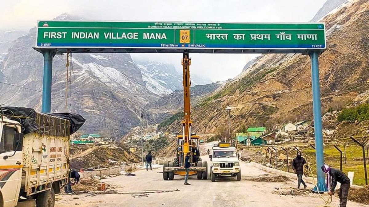 उत्तराखंड का माणा अब देश का अंतिम नहीं पहला गांव, पीएम मोदी के कहने के बाद लगा नया साइन बोर्ड !