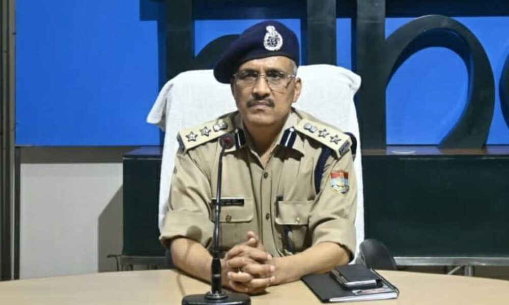 देहरादून एसएसपी ने की बड़ी कार्रवाई, इन्हें किया लाइन हाजिर…