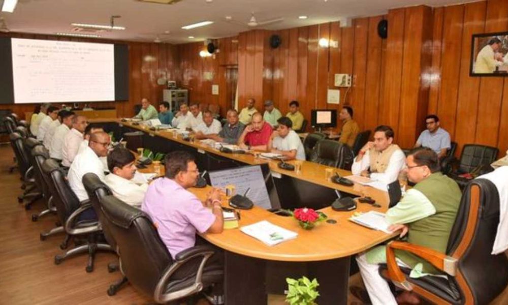 सीएम धामी ने की इन विभागों की समीक्षा बैठक, दिए ये सख्त निर्देश…