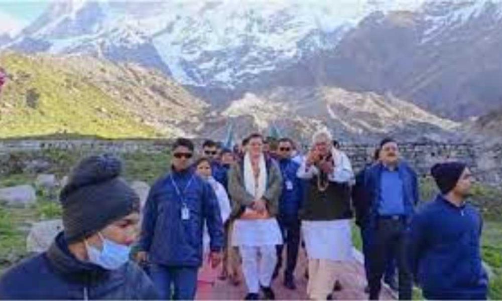 सीएम धामी पहुंचे केदारनाथ धाम, आपदा के शिकार लोगों को दी श्रद्धांजलि…