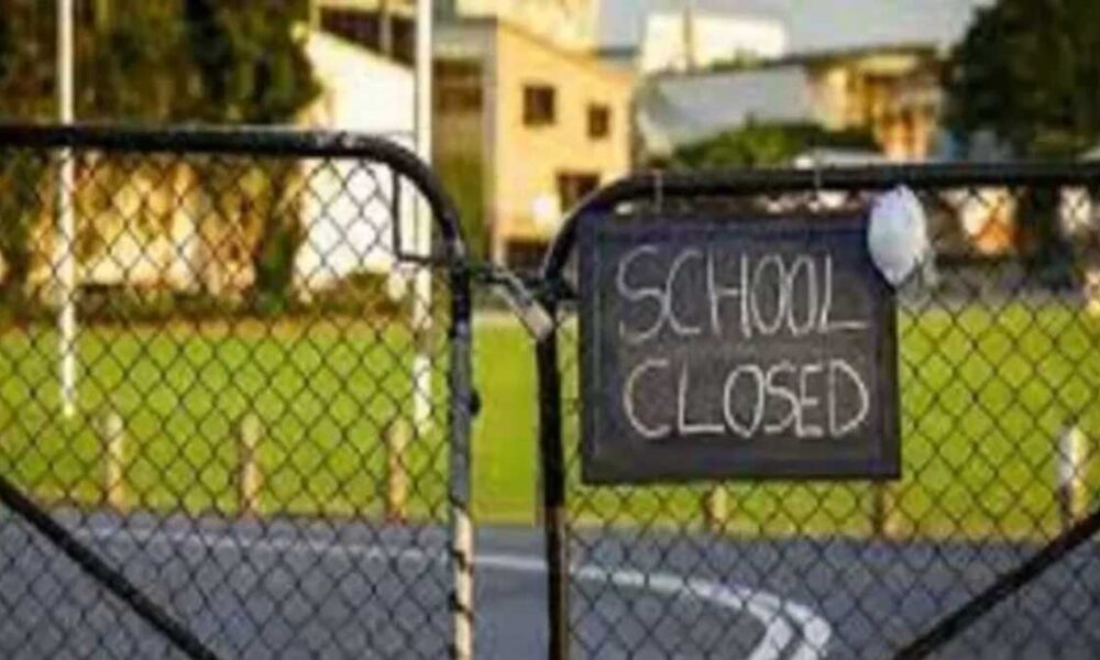 उत्तराखंडः भारी बारिश का अलर्ट, चमोली में कल सरकारी-गैर सरकारी स्कूल रहेंगे बंद…