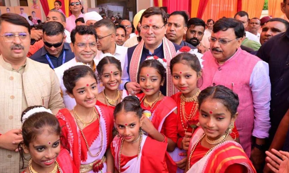 बंगाली समुदाय के लिए यहां होगा विशिष्ट बंग भवन का निर्माण, सीएम ने की घोषणा…