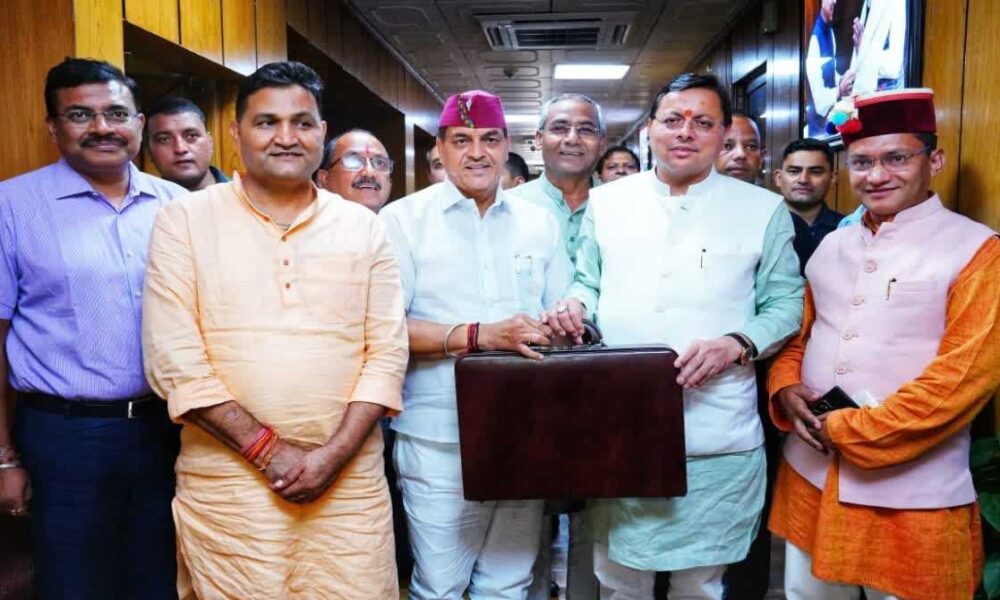 वित्त मंत्री प्रेमचंद्र अग्रवाल ने किया सदन में अनुपूरक बजट, जानें पूरी डिटेल्स