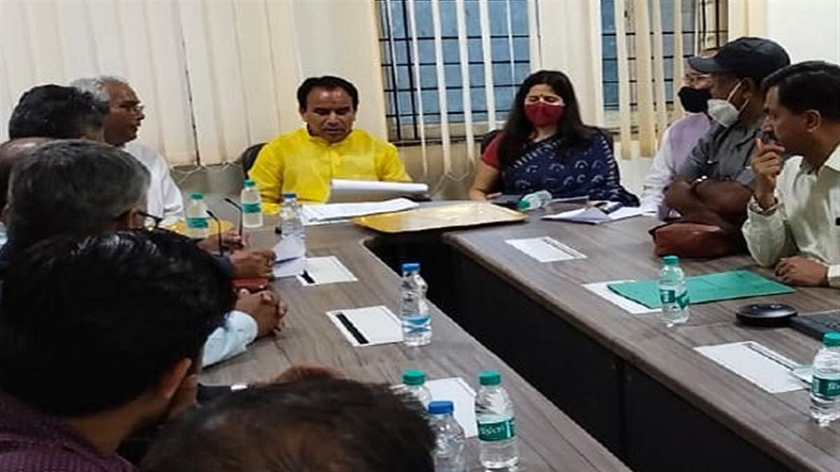 उत्तराखंड: 4000 अतिथि शिक्षकों का बढ़ेगा मानदेय , शिक्षा मंत्री ने विभाग से मांगा प्रस्ताव