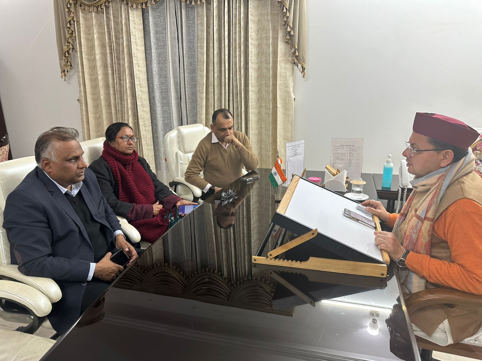 उत्तराखंड : हल्द्वानी मामले में मुख्यमंत्री ने बुलाई उच्च स्तरीय बैठक, मुख्य सचिव और पुलिस महानिदेशक के साथ की हालत की समीक्षा