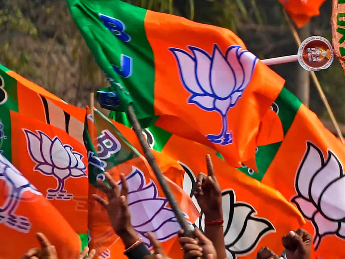 सांसद की छवि खराब करने वाली फर्जी खबर वायरल, बीजेपी ने कोतवाली में कराई शिकायत दर्ज