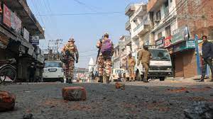 उत्तराखंड : बनभूलपुरा थाना क्षेत्र में रहेगा कर्फ्यू, अन्य जगह आज से खुलेंगे स्कूल