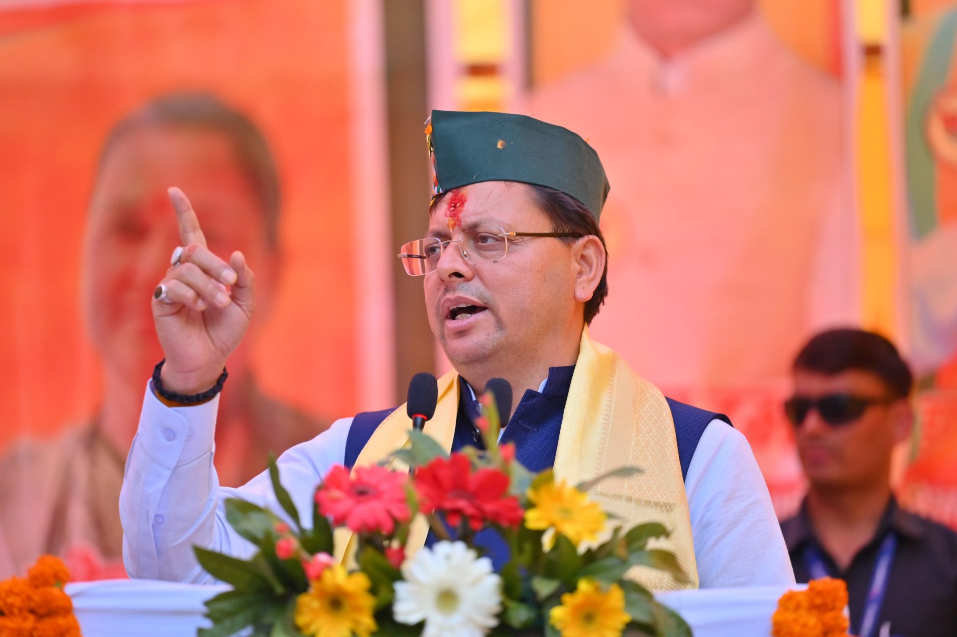 बड़ी खबर :मुख्यमंत्री धामी की लोकप्रियता को देश में भुना रही भाजपा उत्तराखंड में कड़े और बड़े फैसले लेकर युवा मुख्यमंत्री पुष्कर सिंह धामी ने देश में बनाई अलग पहचान उत्तर से लेकर दक्षिण भारत में हुई जनसभाओं में दिखी मुख्यमंत्री धामी की लोकप्रियता की झलक