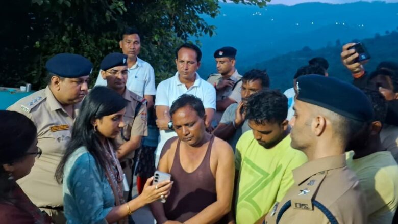 सीएम धामी ने जितेंद्र आत्महत्या मामले में जताया दुःख परिजनों से फोन पर वार्ता कर प्रकट की शोक संवेदनाएं कानून की सुसंगत धाराओं के तहत कठोर कार्रवाई की जाएगी: सीएम धामी