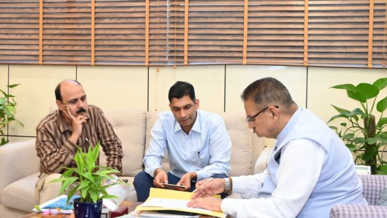 उत्तराखंड में बारिश का कहर जारी, 112 सड़कें अवरुद्ध; मंत्री गणेश जोशी ने दिए तत्काल बहाली के निर्देश