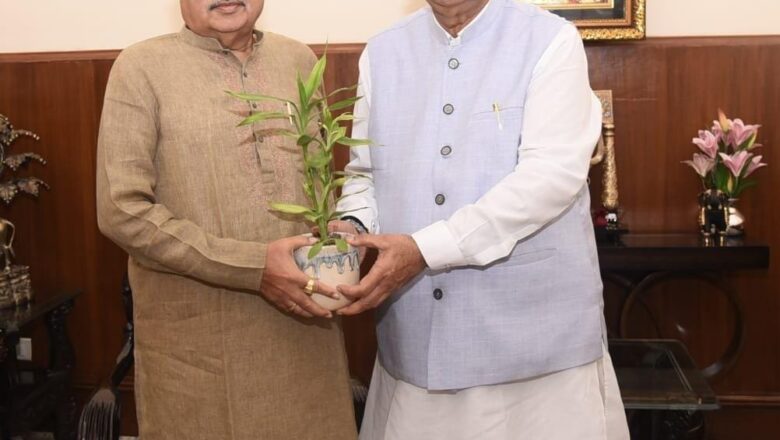 गणेश जोशी ने दिल्ली में नितिन गडकरी से की मुलाकात, मसूरी में टनल निर्माण का किया आग्रह