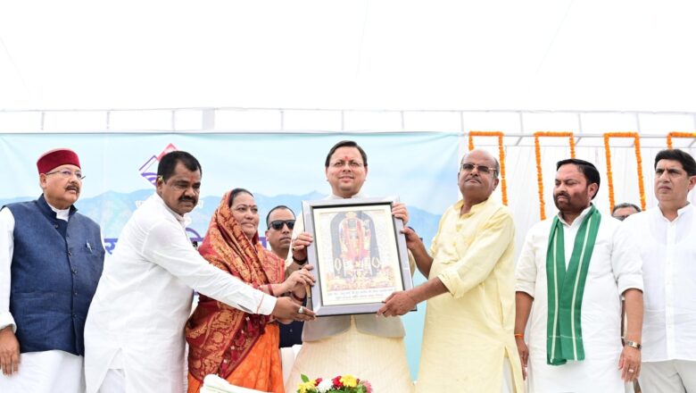 रामपुर तिराहा शहीदों को मुख्यमंत्री  पुष्कर सिंह धामी ने दी श्रद्धांजलि