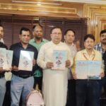 राज्यसभा सांसद नरेश बंसल ने किया पीआरएसआई राष्ट्रीय सम्मेलन-2025 के ब्रोशर का विमोचन,दिसंबर में देहरादून में होगा जनसंपर्क का महाकुंभ — पीआरएसआई का राष्ट्रीय सम्मेलन