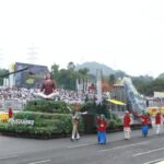 ‘स्टैच्यू ऑफ यूनिटी‘ के सम्मुख एकता परेड में उत्तराखंड की झांकी में राज्य के विभिन्न रूप-रंगों की छटा बिखरी