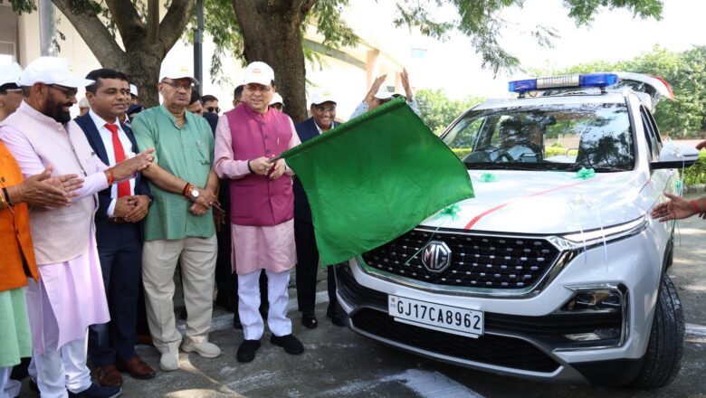 उत्तराखंड: जेएसडब्लू एमजी मोटर इंडिया ने एसपीवाईएम को कस्टमाईज़्ड हेक्टर एंबुलेंस भेंट की