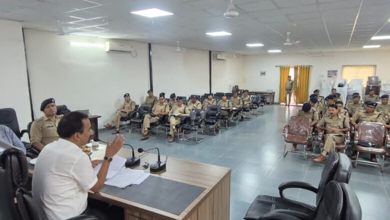 उत्तराखंड: उच्च न्यायालय के निर्देशों के प्रभावी अनुपालन हेतु एसएसपी नैनीताल ने जिले के थाना प्रभारियों, विवेचकों एवं मालखाना मुहर्रिर को NDPS के विशेष प्रावधानों की जानकारी देने के लिए हल्द्वानी में कराया कार्यशाला का आयोजन