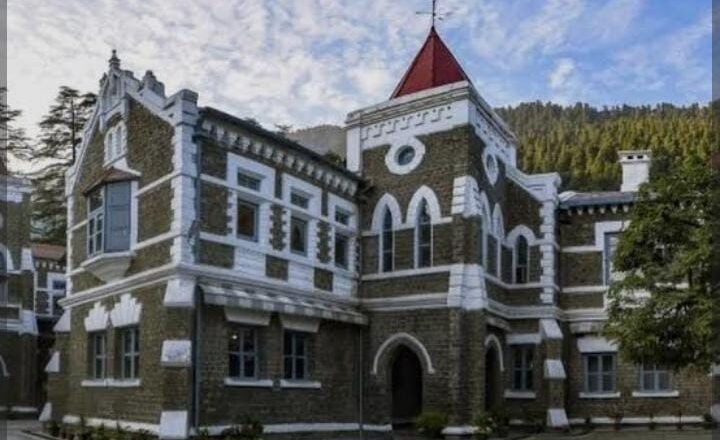 उत्तराखंड और अन्य राज्यों में परीक्षा पेपर लीक, छात्रों में रोष, जांच शुरू
