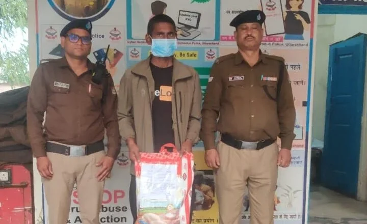 उत्तराखंड: शुभ kia सर्विस सेन्टर कुआंवाला मे हुई चोरी की घटना का पुलिस ने 12 घन्टे मे किया खुलासा।