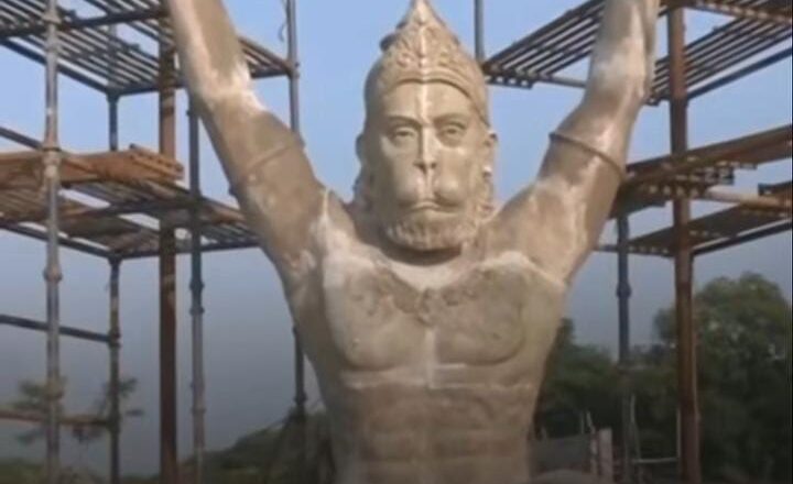 अयोध्या में रामायण थीम पार्क में स्थापित होगी 25 फीट ऊंची भगवान हनुमान की भव्य प्रतिमा