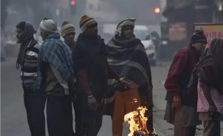 कहीं आसमान से बरसेगा पानी तो कहीं कहर बरपाएगी सफेद आफत, कैसा रहेगा नवंबर का आगाज