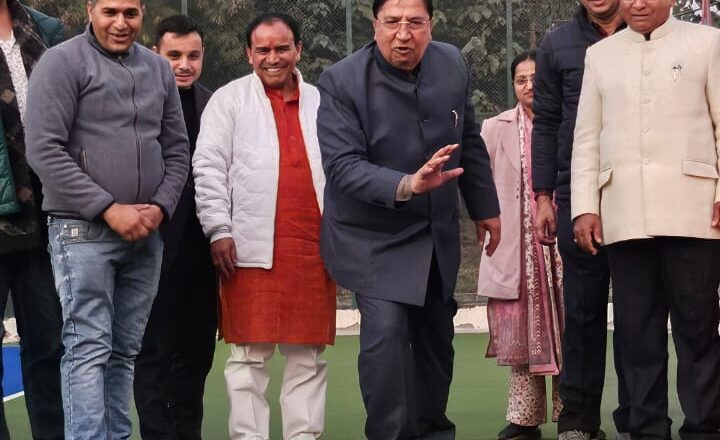 भाजपा राष्ट्रीय सह कोषाध्यक्ष व सांसद राज्यसभा के तत्वाधान मे खेल,शिक्षा एवं युवा कल्याण विभाग द्वारा आयोजित “सांसद खेल महोत्सव” जनपद/संसदीय क्षेत्र मे विभिन्न खेल प्रतियोगिता का आयोजन हाॅकी ग्राउंड,पवेलियन ग्राउंड,देहरादून मे हुआ।