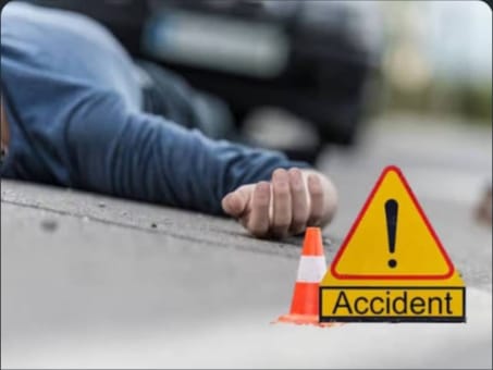 हल्द्वानी में दर्दनाक सड़क हादसा: गड्ढे से बचने की कोशिश में गई किशोर की जान