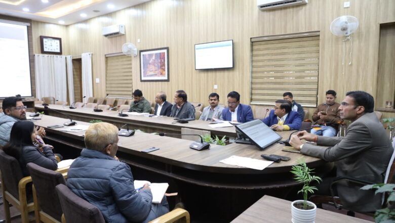 मा0 मुख्यमंत्री व राज्य सरकार का महत्वाकांक्षी प्रोजेक्ट ग्रीन बिल्डिंग निर्माण कार्यों में कोताही क्षम्य नहीः डीएम