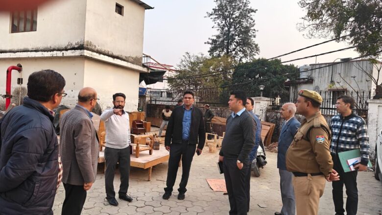 दूर होगा जाम का झाम, 11 स्थानों पर जल्द मिलेगी पार्किंग सुविधा,आवास विभाग के अधीन विभिन्न पार्किंग प्रोजेक्ट पर तेजी से हो रहा है काम