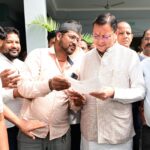 हल्द्वानी पहुंचे CM धामी: सर्किट हाउस में सुनी जनसमस्याएं, अधिकारियों को दिए त्वरित निस्तारण के निर्देश