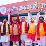 बंगाल फतह के जश्न में डूबी देवभूमि: सीएम धामी और महेंद्र भट्ट ने कार्यकर्ताओं संग खेली होली-दिवाली